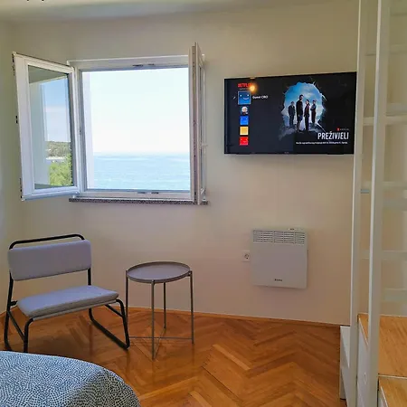 With A View Apartment *